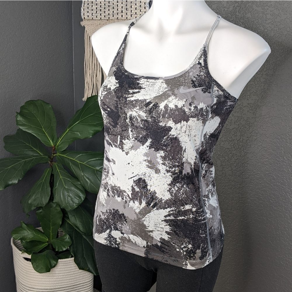 Nike Dri-Fit Exercise Tank Top - Picture 3 of 9